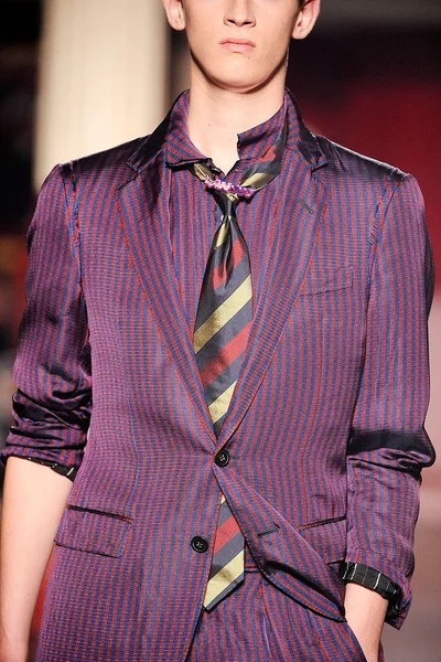Look 89